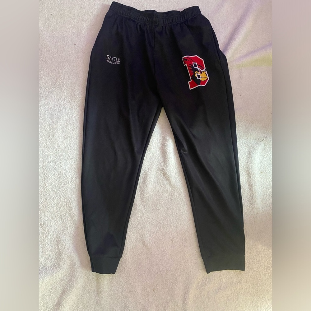 Athletic material sweatpants